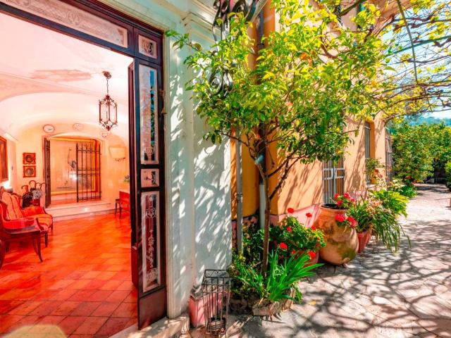 Villa in vendita a Genova GE