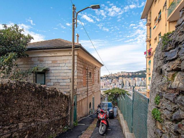 Villa in vendita a Genova GE