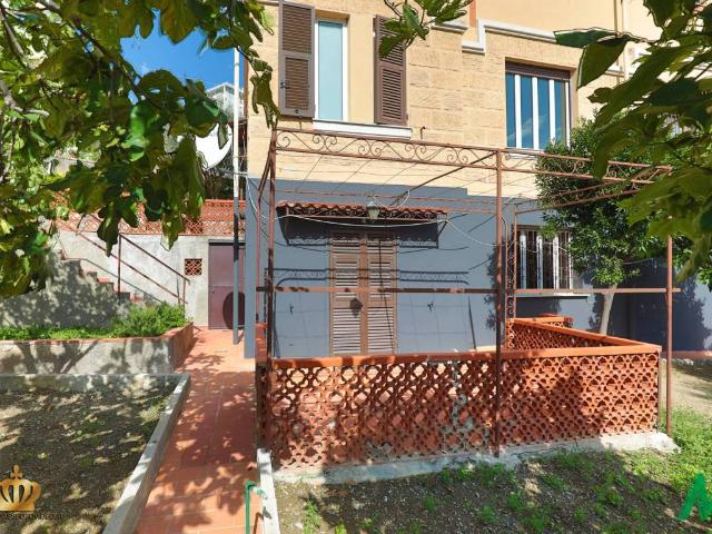 Villa in vendita a Genova GE