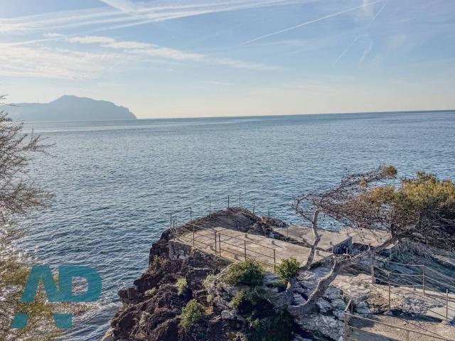 Villa in vendita a Genova GE