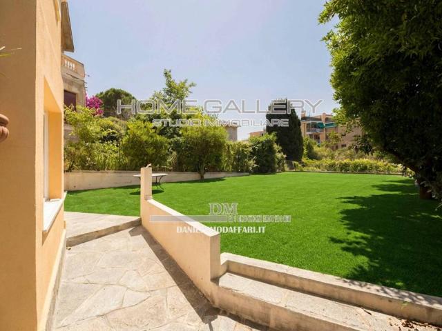 Villa in vendita a Genova GE