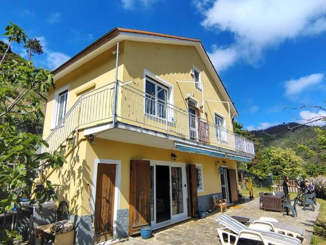 Villa in vendita a Genova GE