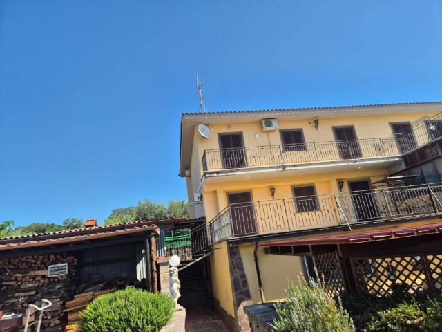 Villa in vendita a Genzano di Roma RM