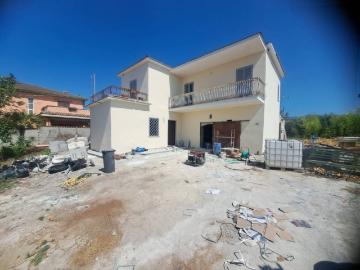 Villa in vendita a Genzano di Roma RM