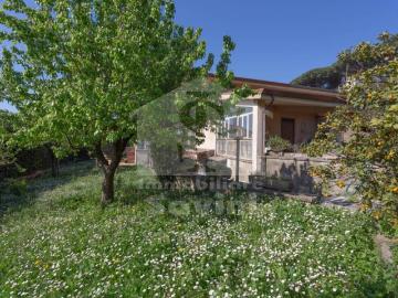 Villa in vendita a Genzano di Roma RM