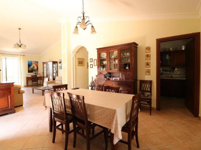 Villa in vendita a Genzano di Roma RM