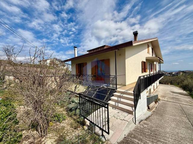Villa in vendita a Gessopalena CH