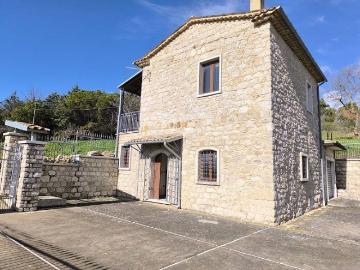 Villa in vendita a Gesualdo AV