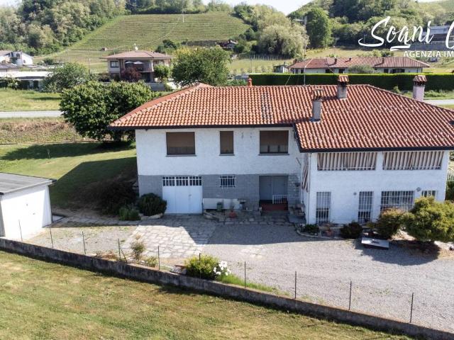 Villa in vendita a Ghemme NO