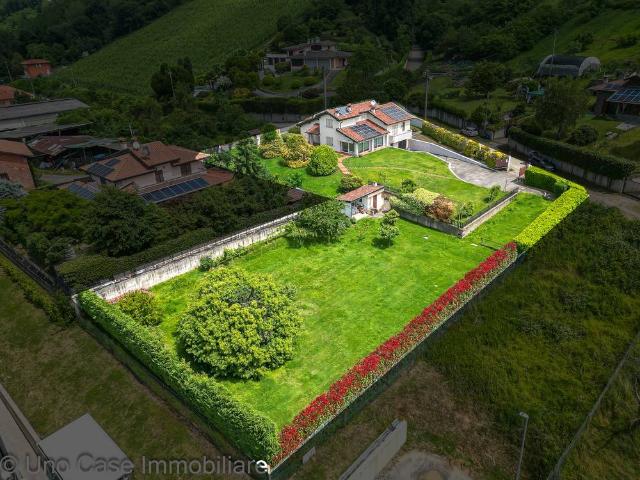 Villa in vendita a Ghemme NO