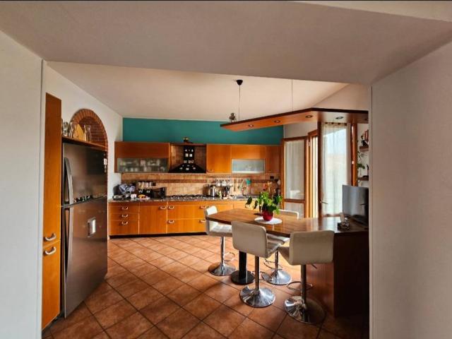 Villa in vendita a Ghemme NO