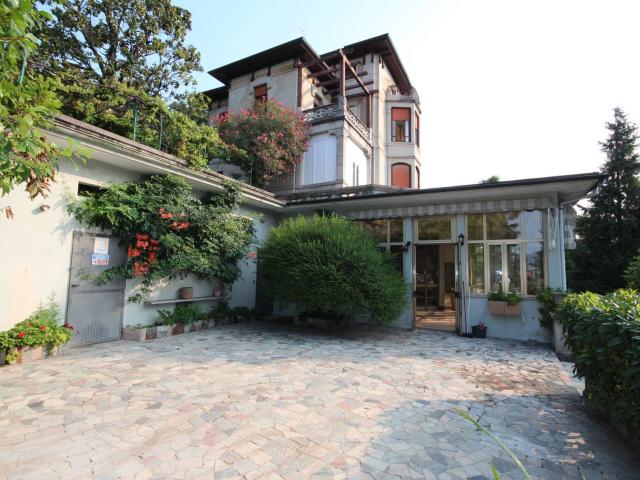 Villa in vendita a Ghiffa, Frino