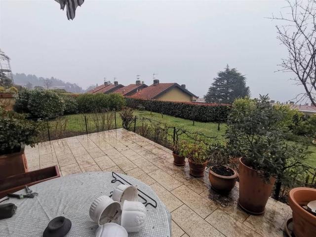 Villa in vendita a Ghiffa VB