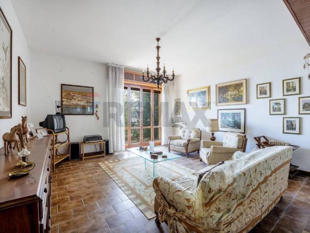 Villa in vendita a Ghiffa VB