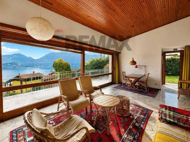 Villa in vendita a Ghiffa VB