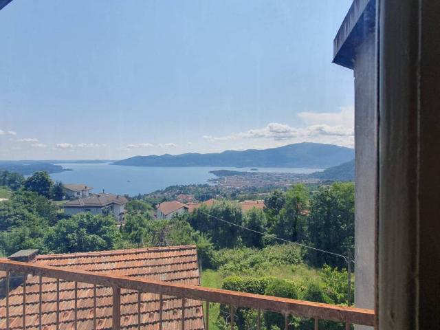 Villa in vendita a Ghiffa VB