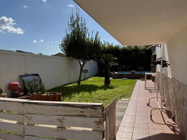 Villa in vendita a Giugliano in Campania NA