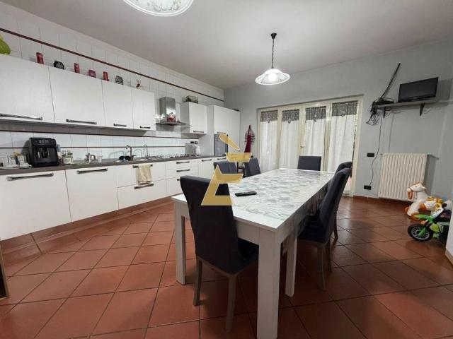 Villa in vendita a Giugliano in Campania NA