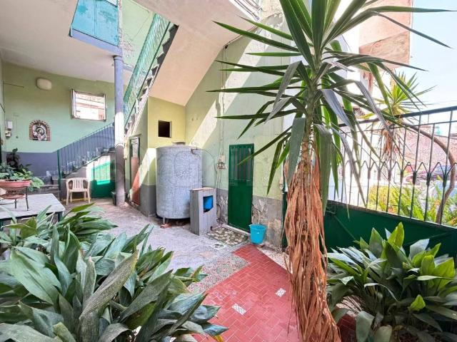 Villa in vendita a Giugliano in Campania NA