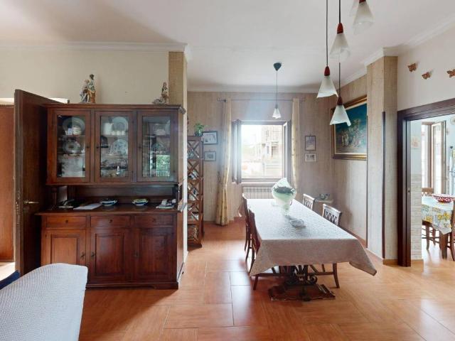 Villa in vendita a Giugliano in Campania NA