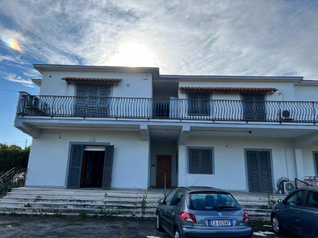Villa in vendita a Giugliano in Campania NA