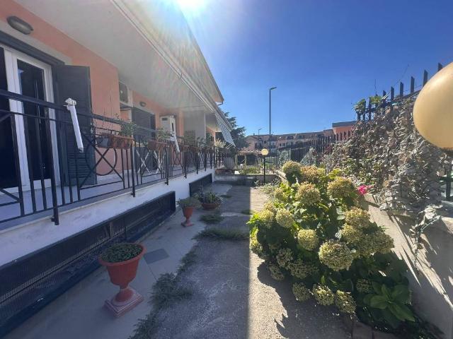 Villa in vendita a Giugliano in Campania NA