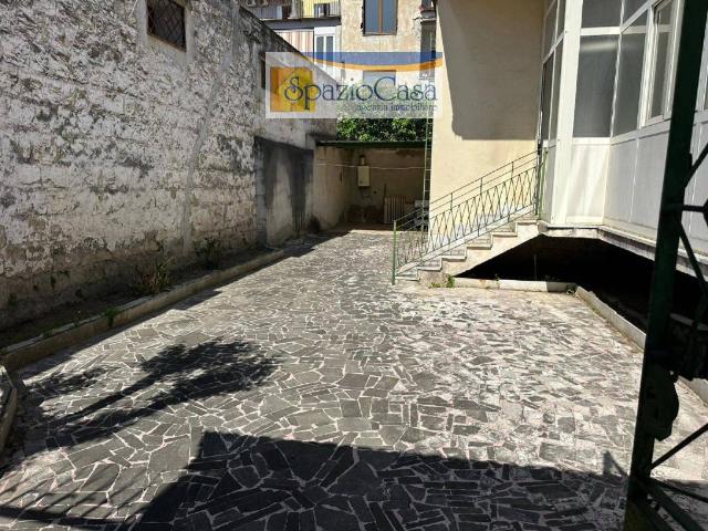 Villa in vendita a Giugliano in Campania NA