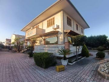Villa in vendita a Giugliano in Campania NA