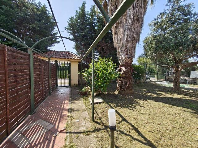 Villa in vendita a Giugliano in Campania NA