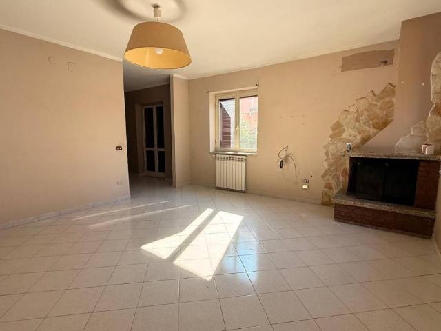 Villa in vendita a Giugliano in Campania NA