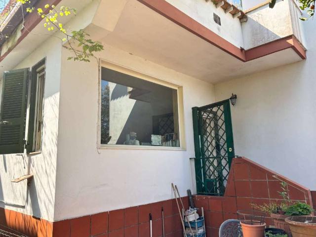 Villa in vendita a Giugliano in Campania NA