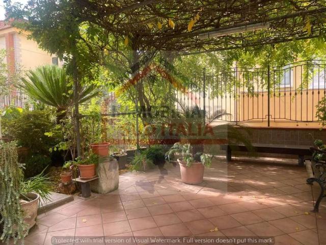 Villa in vendita a Giugliano in Campania NA