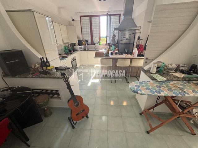 Villa in vendita a Giugliano in Campania NA