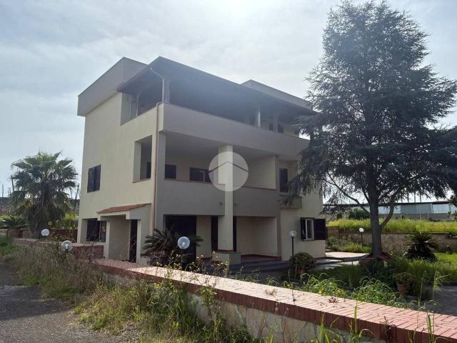 Villa in vendita a Giugliano In Campania
