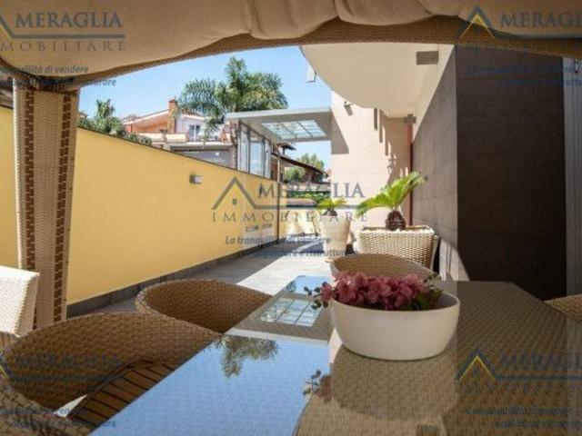 Villa in vendita a Giugliano In Campania