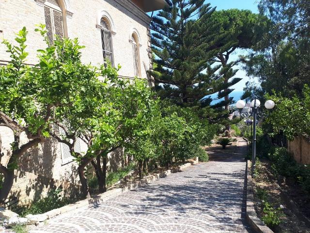 Villa in vendita a Giulianova