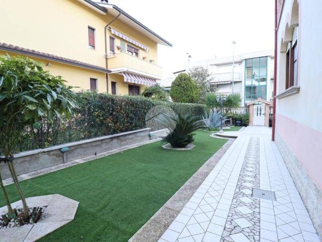 Villa in vendita a Giulianova TE