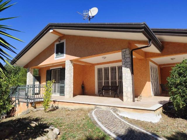 Villa in vendita a Giuliano di Roma FR