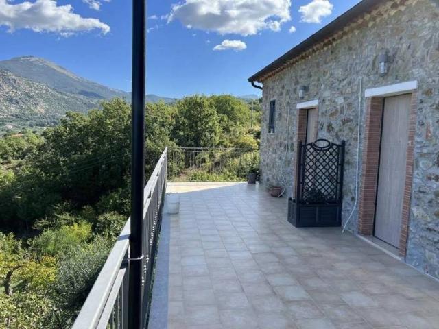 Villa in vendita a Giungano SA