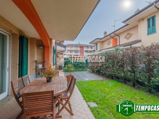 Villa in vendita a Giussago