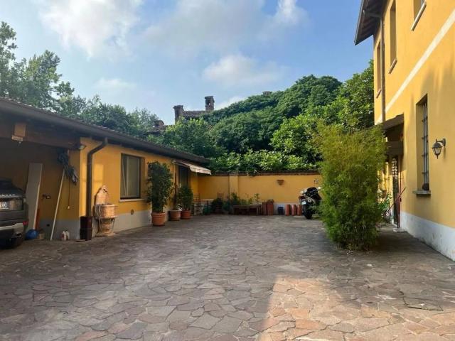 Villa in vendita a Giussago PV