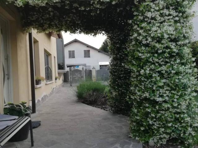 Villa in vendita a Giussago PV