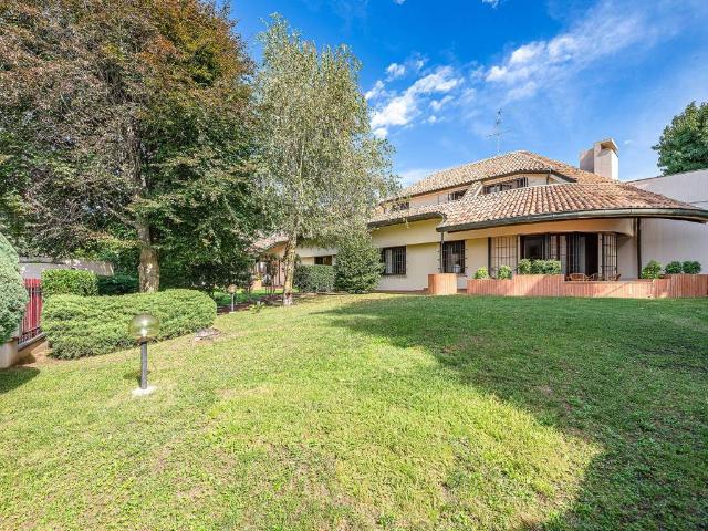Villa in vendita a Giussano MB