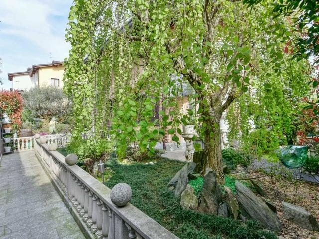 Villa in vendita a Giussano MB