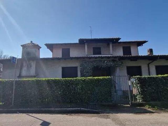 Villa in vendita a Giussano MB