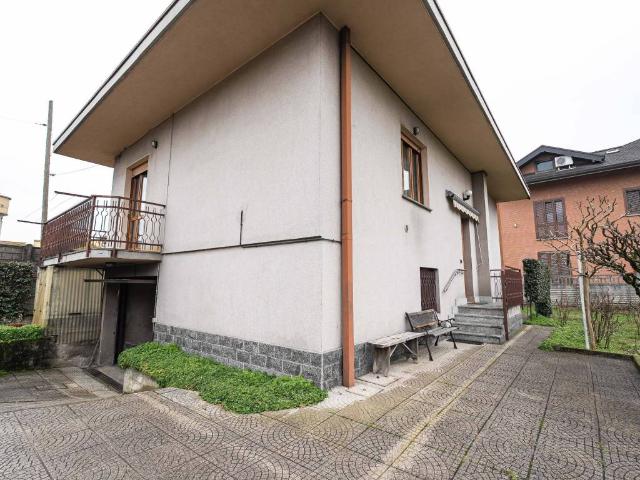 Villa in vendita a Giussano MB