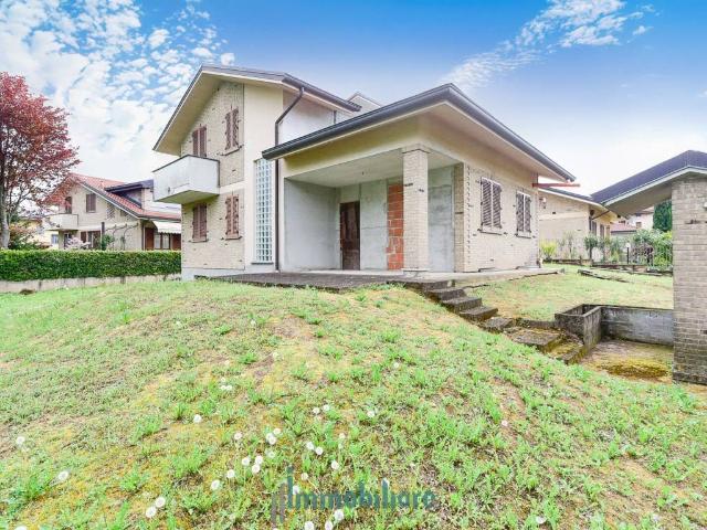 Villa in vendita a Giussano MB