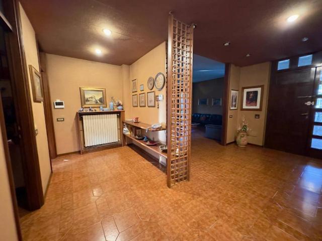 Villa in vendita a Giussano MB