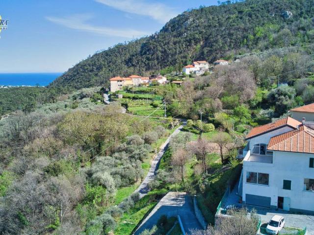 Villa in vendita a Giustenice SV
