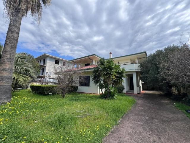 Villa in vendita a Gizzeria CZ
